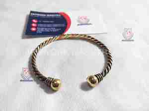 Brazalete Magnético de Cobre Tejido a Mano por Artesanos, Joyería de Diseño Elegante, Aumenta los Niveles de Energía, Ayuda a la Meditación, Talla Única Unisex - Product Image 4