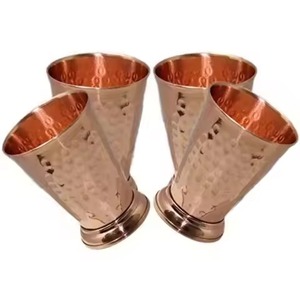 Juego de 4 Vasos de Vidrio con Rayas Horizontales Grabadas en Cobre, 400 ml, para Cenas Familiares, Eventos de Catering y Utensilios de Cocina - Product Image 2