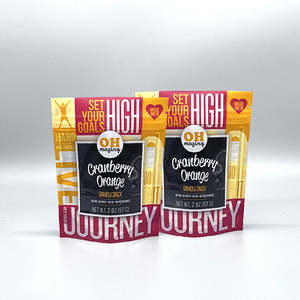 Bolsa personalizada tipo stand-up para envasado de dulces |   Material Plástico Laminado |   Cierre de cremallera, con ranura para desgarro, brillante o mate |   Vietnam - Product Image 1