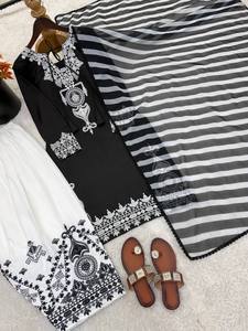 Nouvelle collection de créateurs en soie crêpe naturelle : ensemble salwar Top-Farshi avec dupatta, entièrement cousu et prêt à porter - Product Image 6