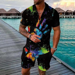 Ensemble de vêtements d'été pour hommes, style décontracté tendance, style plage, impression numérique à dégradé de couleurs, 100% polyester, polo à manches courtes et shorts - Product Image 2