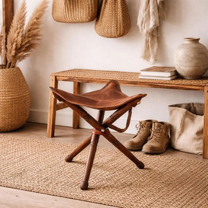 Taburete de caza plegable de cuero al por mayor, taburete de camping con trípode, proveedor OEM, logotipo personalizado, muebles de calidad de exportación en venta - Product Image 1