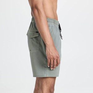 Pantalones Cortos de Cuero Colorblock de Moda Urbana de Alta Calidad Personalizados para Hombre, Pantalones Cortos Casuales de Cuero PU - Product Image 4
