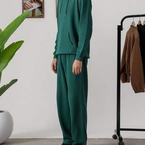 Conjunto de Sudadera con Capucha y Pantalones Deportivos Personalizados 100% Poliéster Algodón con Logotipo, Ropa Deportiva Informal para Hombre, Fabricante OEM ODM - Product Image 4