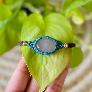 กำไลข้อมือทำมือประดับจี้เทอร์ควอยซ์ เชือกสีเขียวอมฟ้า ปรับขนาดได้ สไตล์วินเทจ โบโฮ เครื่องประดับบำบัดรักษา สำหรับทุกเพศ ยี่ห้อ HARI OM CREATIONS - Product Image 3