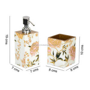 Juego de Baño de Resina Pintado a Mano por Diseñador, Modelo Love, Impermeable, Organizador 4 en 1 para Baños Modernos y para Regalo - Product Image 6