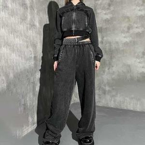 Ensembles haut court à capuche personnalisé pour femmes Vintage Wash/stone Wash/acid Wash sweat à capuche survêtement pantalon à jambe droite et broderie plate - Product Image 1