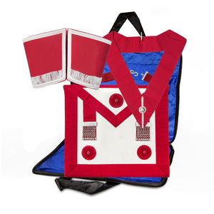 Estuche para delantal de masón maestro negro de piel sintética, maletín de alta calidad hecho a medida para delantales masónicos provinciales MM WM - Product Image 1