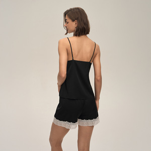 Ensemble de pyjama en satin pour femme, sans manches, sans bretelles, noir uni, avec short ; Ensemble de pyjama en satin pour femme, sans manches, sans bretelles, blanc uni - Product Image 3