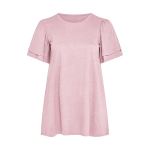 Camiseta informal de verano para mujer, camiseta holgada con cuello redondo y manga corta con volantes, color rosa liso, ropa básica de uso diario, atuendo moderno - Product Image 1