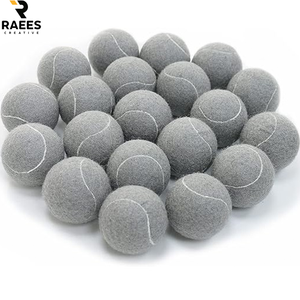 Balles de padel professionnelles personnalisées avec logo OEM, en laine durable et caoutchouc naturel, pour le paddle-tennis, fabriquées au Pakistan. - Product Image 1