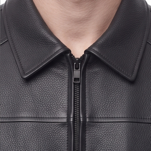 Veste en cuir pour homme, style motard, entièrement boutonnée, manches longues, avec poches poitrine - Product Image 5