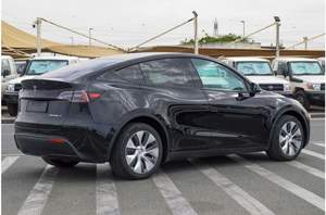 TE SL a MO D EL Y LO NG RA N GE EV 2022 FOUR WHEEL SEDAN AWD LITHIUM BATTERY R18 SINGLE MOTOR - Product Image 3