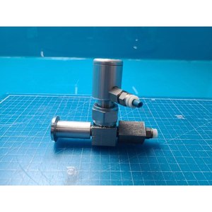 Valve à soufflet étanche Swagelok SS-BNVCR4-C, utilisée comme pièce détachée pour équipement semi-conducteur Legacy - Product Image 6