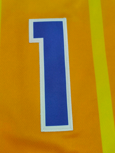 เสื้อบาสเก็ตบอลตาข่ายผู้ชาย เสื้อฝึกซ้อมกีฬาแขนกุดแบบกำหนดเอง สไตล์ชาร์ลอตต์ - Product Image 3