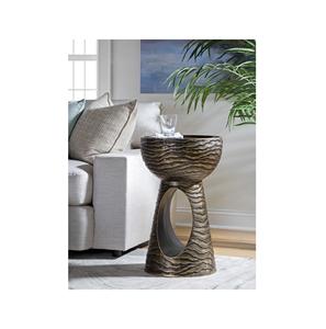 Mesa auxiliar decorativa de metal martillado con acabado de textura única para decoración de lujo en el hogar y la oficina - Product Image 1