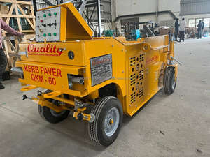 Machine de pose de bordures en béton pour les composants de base de la construction de routes, y compris le moteur de la boîte de vitesses Garantie 1 an Meilleur prix en Inde - Product Image 4