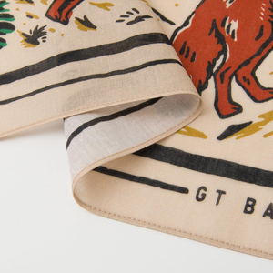 ผ้าพันคอผ้าฝ้ายพิมพ์ลายดิจิตอลดีไซน์เอง ลายเพสลีย์สองด้าน พร้อมโลโก้ สไตล์ลำลอง ใส่ได้ทุกฤดู - Product Image 3