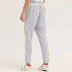 Soft Fabric <b>Men</b> <b>Trouser</b> With Practical Pockets And Modern Fit For Comfortable Everyday Activities <b>Men</b> <b>Trouser</b> - Product Image 2