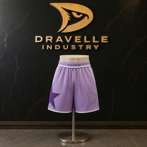 Shorts en maille lavande personnalisés pour hommes, style Y2K, baggy, streetwear, avec imprimé étoile en strass et ceinture jacquard - Product Image 1