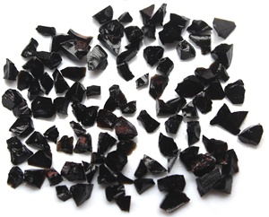 หินโมราสีดำธรรมชาติสีดำแบบหยาบหินโอนิกซ์สีดำแผ่นคริสตัลรักษาใบหน้าอย่างนิลหินอัญมณีดิบ - Product Image 1