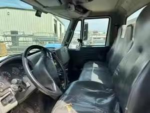 Tracteur diesel 6x4, tête de camion lourd pour le transport routier commercial et la logistique sur autoroute - Product Image 4