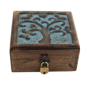 Affordable Handmade Wooden <b>Memory</b> <b>Box</b> for Wedding Keepsakes, Jewelry, Gifts and Special Treasures with Decorative Carved Finish - Product Image 4