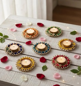 เชิงเทียนโลหะงานคุนดันสำหรับตกแต่งทางเข้า ตกแต่งบันได มินิรังโกลีสำหรับเทศกาลดีวาลี 2026 - Product Image 1