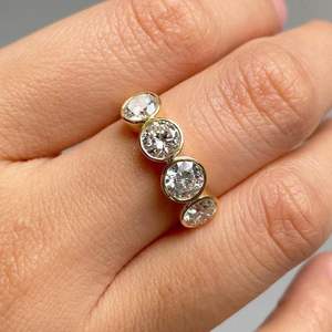 Anillo de Diamantes de Laboratorio con Cuatro Piedras de 0.25CT Cada Una, Corte Redondo, para Mujer, Oro Sólido de 14K, Regalo de Cumpleaños o Promesa para Enamorados - Product Image 1