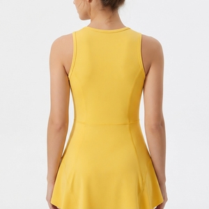 Tenue de tennis pour femmes, uniforme de performance, tenue d'entraînement athlétique, vêtements de compétition, uniforme de tennis - Product Image 2
