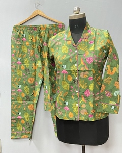 ชุดนอนผ้าฝ้ายลำลองสไตล์อินเดียสำหรับผู้หญิง 100% เนื้อผ้านุ่มพิเศษ ระบายอากาศได้ดี ลายพิมพ์บล็อกสี  ชุดเสื้อและกางเกงไซส์ใหญ่ - Product Image 1