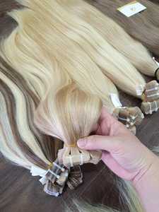 Extensions de cheveux raides naturels de donneur brut donneur unique couleur claire ruban adhésif cheveux vierges couleur teinte invisible - Product Image 4