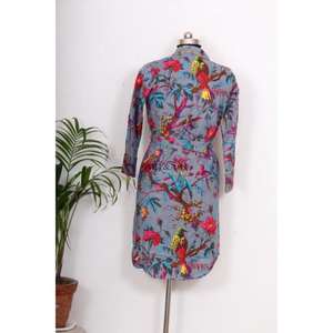 เสื้อคลุมกิโมโนสไตล์โบฮีเมียนสำหรับผู้หญิงอินเดีย ความยาวปานกลาง ผ้าฝ้ายอย่างดี ใช้เป็นชุดนอนได้ มีสายผูกตกแต่งกระดุม ดีไซน์หวานๆ ทรงหลวม - Product Image 6