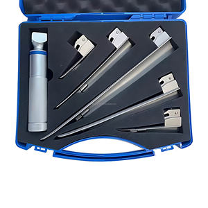 Ensemble de laryngoscope LED en acier inoxydable pour usage vétérinaire avec 5 lames droites de type Miller, batterie amovible - Product Image 5