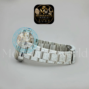 นาฬิกาหรู Moissanite World ขนาด 40 มม. หน้าปัดทรงกลม ควอตซ์ อะนาล็อก สายสแตนเลสสตีลสำหรับผู้ชาย คริสตัลแซฟไฟร์ ขอบหน้าปัดประดับเพชร - Product Image 2