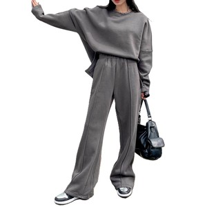 Premium Women Oversized Crew Neck Tracksuit Custom OEM Wholesale Factory Supplier USA Relaxed Streetwear Activewear <b>Set</b> - Product Image 6