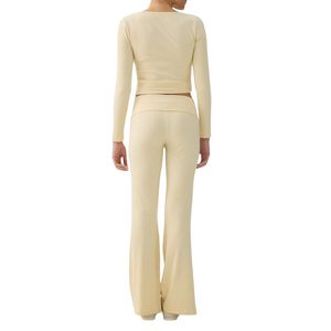 กางเกงโยคะเอวสูงไร้ตะเข็บสำหรับผู้หญิง ขายส่งตามสั่ง ระบายอากาศได้ดี ยกสะโพก ทรงขาบาน เหมาะสำหรับวิ่งและออกกำลังกาย - Product Image 4