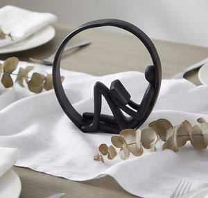 Sculpture abstraite moderne en résine noire, figurine lisant un livre, décoration artistique circulaire pour table de salon - Product Image 6