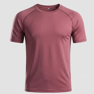 เสื้อยืดออกกำลังกายที่ใส่สบาย เหมาะสำหรับการออกกำลังกาย การฝึกฟิตเนส และกิจกรรมกลางแจ้ง ด้วยผ้าคุณภาพทนทาน - Product Image 1