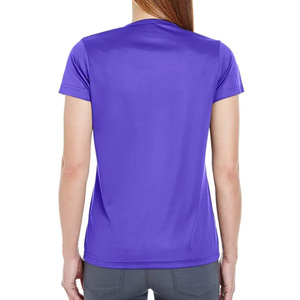 เสื้อยืดแขนสั้นผู้หญิงสีตามสั่ง แฟชั่นฤดูร้อน เสื้อยืดลำลองสำหรับผู้หญิง มีจำหน่าย บริการสั่งทำตามแบบ OEM - Product Image 3