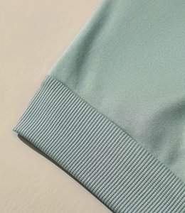 Sudadera Verde de Cuello Redondo para Mujer Hardihood International, Estampado Geométrico, Tejido de Punto, Informal, para Primavera, Mezcla de Algodón, Transpirable - Product Image 4