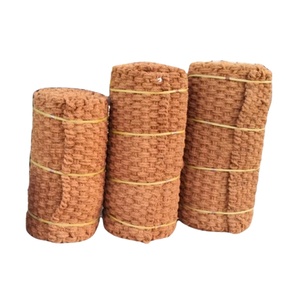 PLAM MAT 1m x 10m x 35mm Solutions écologiques: Tapis de palmiers exportés du Vietnam pour les parcs et les parkings - Product Image 1