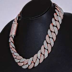 Collection Hip Hop : Pendentif et breloques en moissanite taille ronde, chaîne cubaine en argent sterling blanc et rose pour homme - Product Image 5