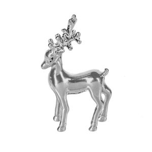 Sculpture Moderne Métallique Cerfs et Rennes, Figurine Animale Abstraite Finition Argentée, Décoration d'Intérieur, Luxe Hôtelier, Sculpture en Gros - Product Image 3