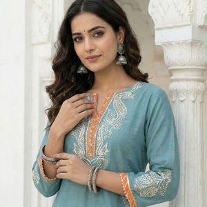 Conjunto de Kurta/Kurti de Seda Azul Polvo con Bordado Gota Mal Chanderi para Fiestas, Todas las Temporadas - Product Image 1