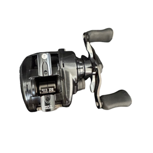 Moulinet de pêche à lancer d'occasion haut de gamme Daiwa Tatula SV TW 103SHL pour gaucher, performance de lancer fluide, rapport de transfert 7.1:1, faible. - Product Image 4