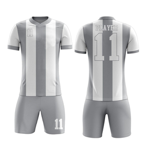 Ensemble d'uniformes de football unisexes de haute qualité 100% polyester, short imprimé à l'avant, anti-UV, séchage rapide, respirant, kit de sport d'équipe - Product Image 4