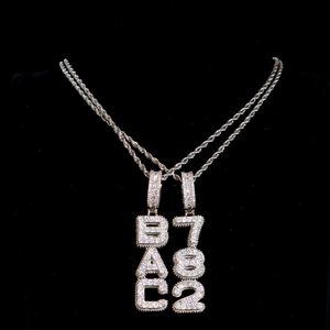 Collier de luxe Hip Hop unisexe, personnalisé avec nom et lettre, motif croix, serti de moissanite argentée de grande taille, plaqué or, passe le test du diamant - Product Image 3