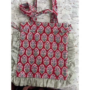 Sac fourre-tout matelassé Nivi imprimé blocs de couleur fraise pour femme, grande capacité, avec fermeture à cordon, sac en nylon pour usage quotidien, idéal pour l'été - Product Image 4