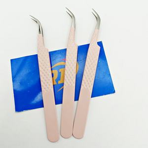 Pince à épiler professionnelle de haute qualité pour extensions de cils, en acier inoxydable, avec poignée ergonomique rose et diamant, courbée - Product Image 6